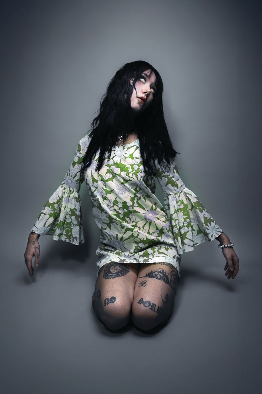 Pastel Goths: This is What Meeting in The Middle Looks Like, photo 7