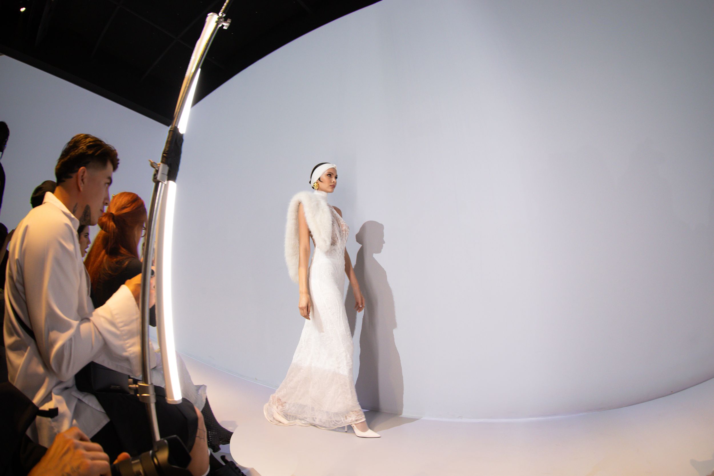 Fashion photography by Dario Hudon, Le Café Studio
